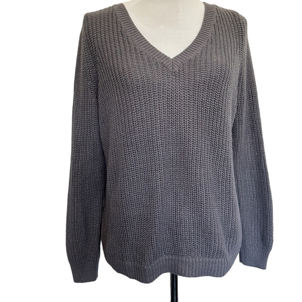 Torrid gray v-neck sweater.